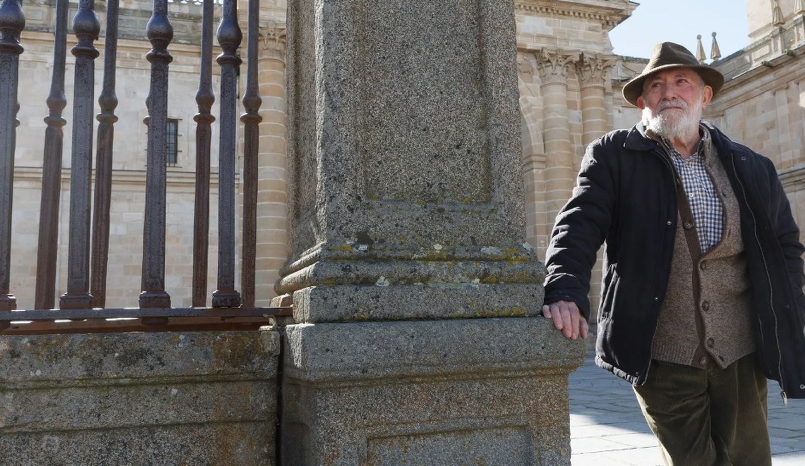 José Luis Coomonte, escultor | J. L. Leal