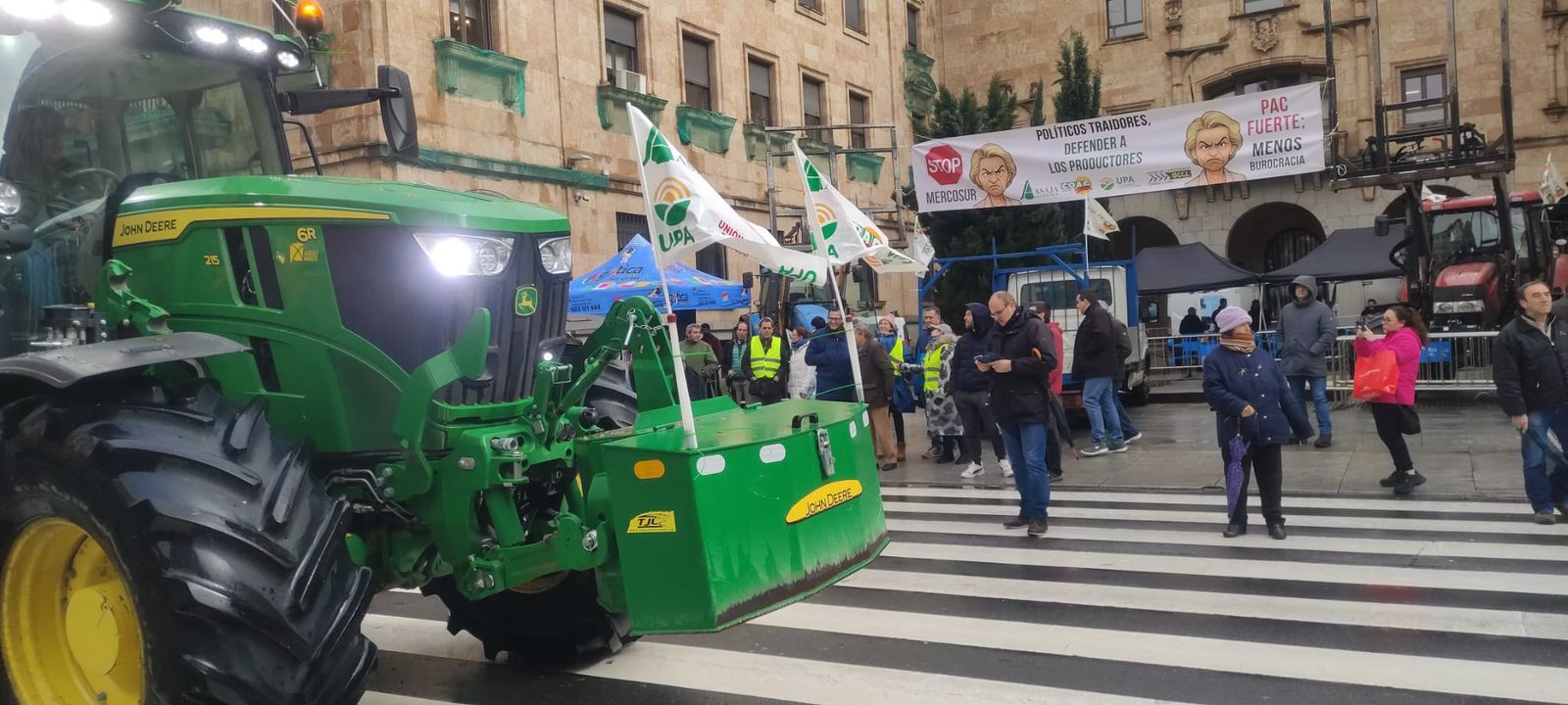 Los primeros tractores ya están en Gran Vía