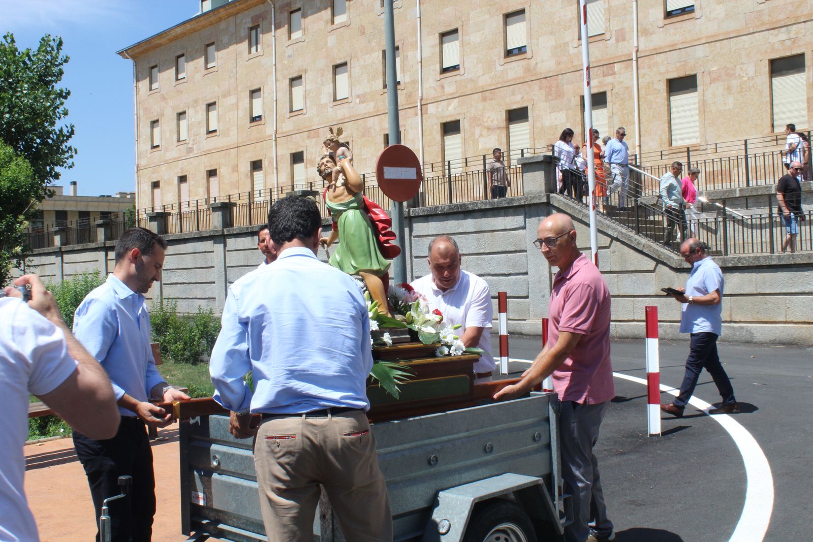Bendición de vehículos por San Cristóbal 2025 en Salamanca