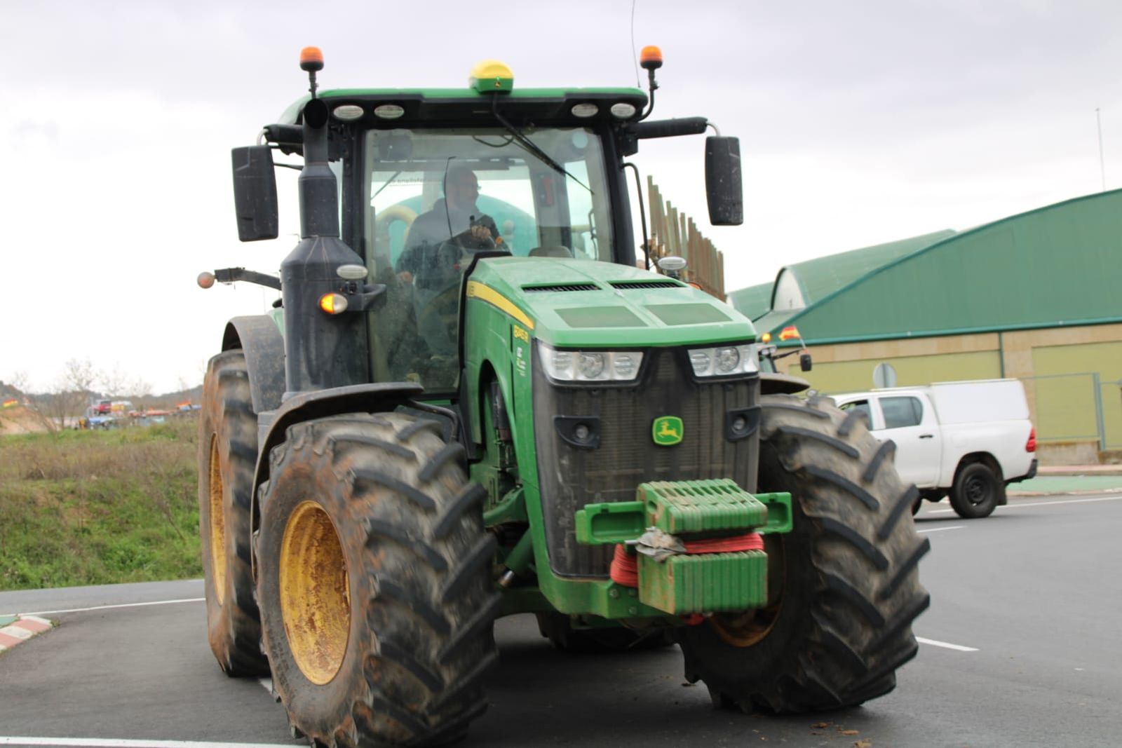 whatsapp-image-2024-02-07-at-13-27-54-1