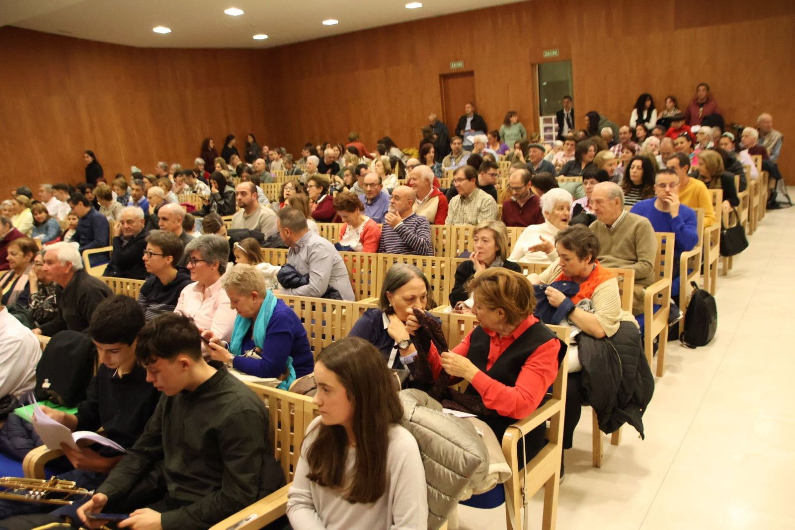 Concierto que ofrecen los profesores y alumnos de la Escuela Municipal de Música y Danza con motivo de la festividad de Santa Cecilia