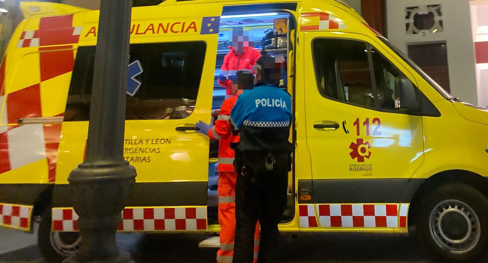 Ambulancia y Policía Local en Zamora capital