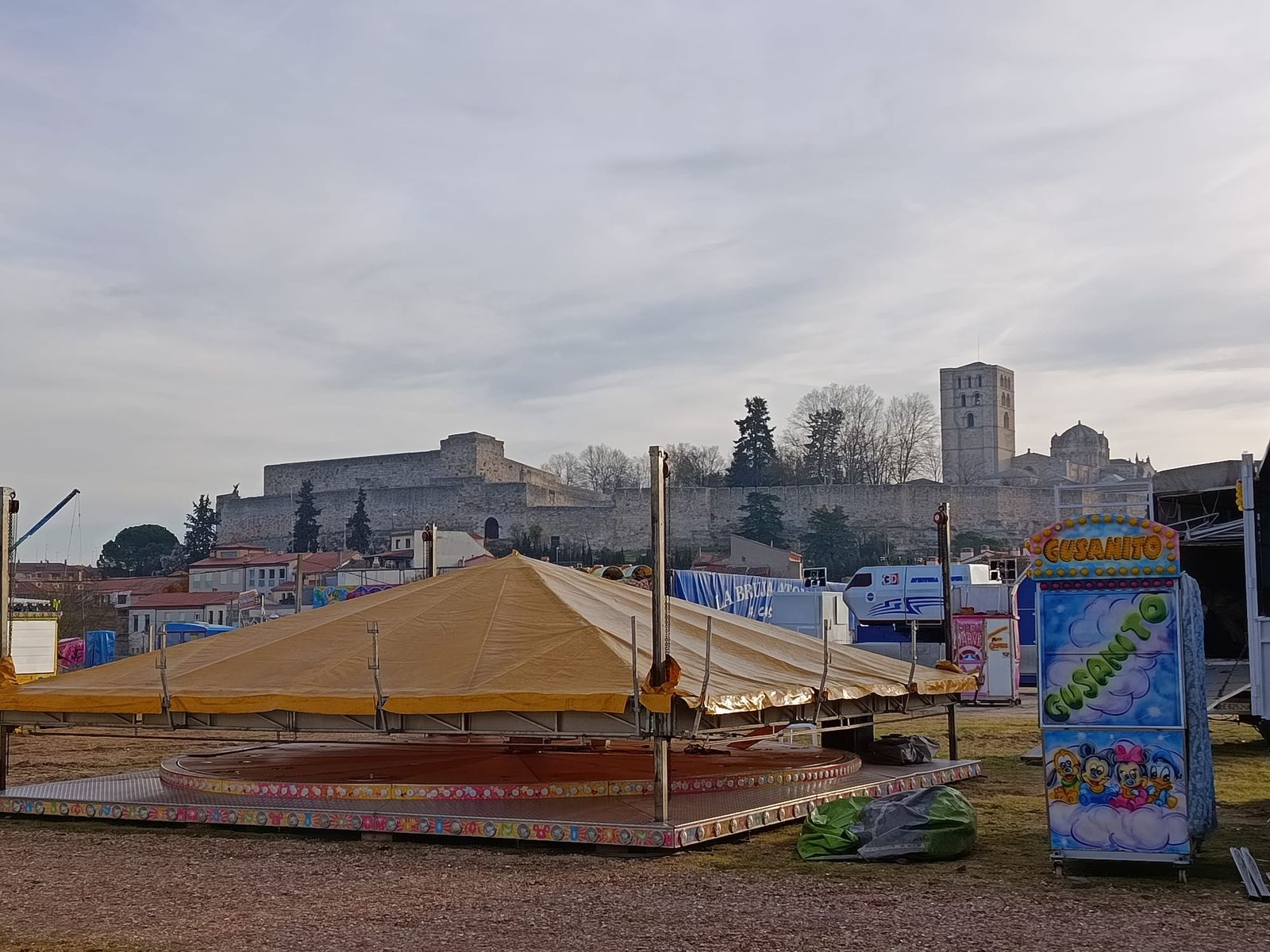 Imagen del montaje de Los Caballitos