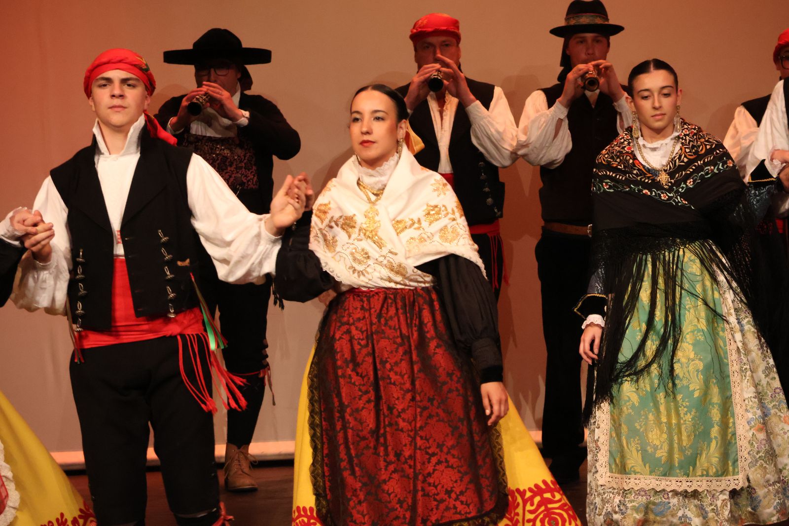 el-bolero-en-el-teatro-principal-13