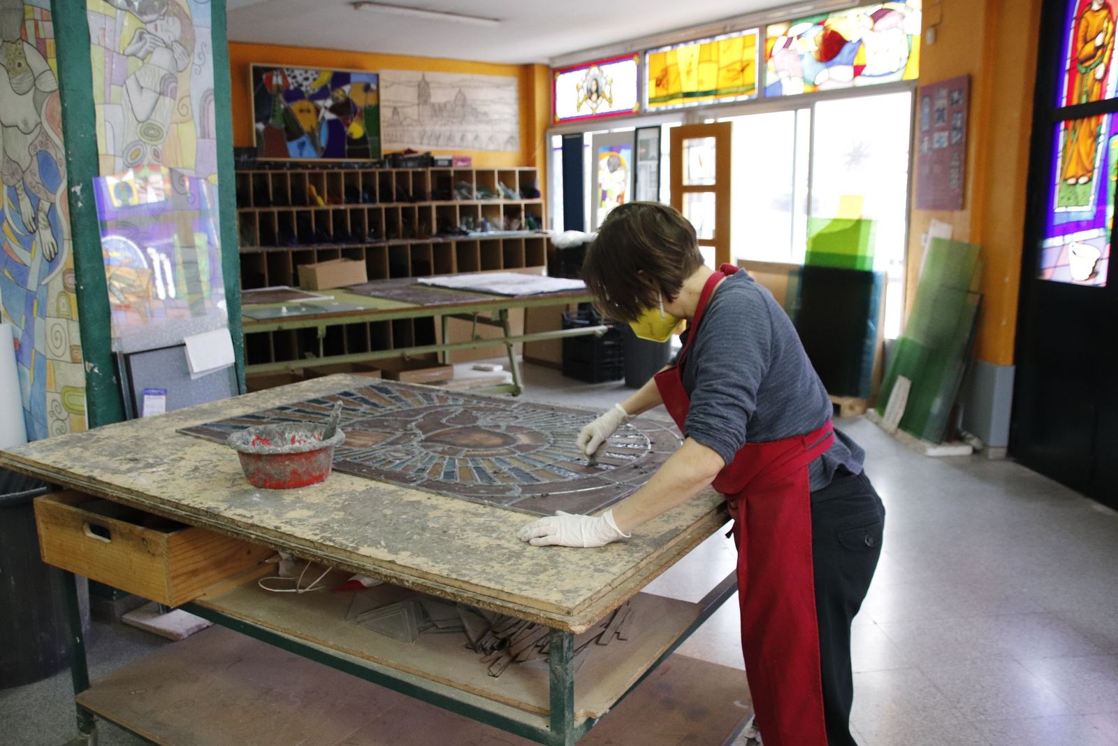 Taller artesanal 'Opal vidrieras'. Fotos Andrea M.