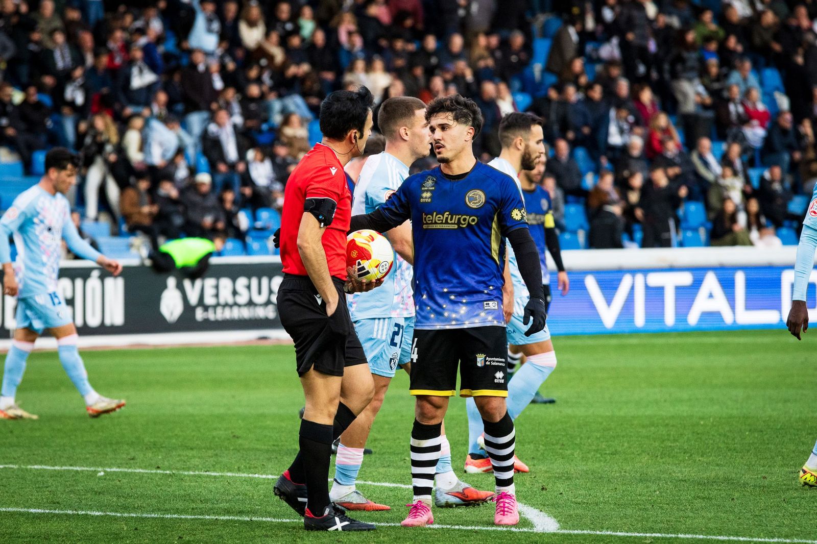 Unionistas – Ponferradina. Estadio Reina Sofía