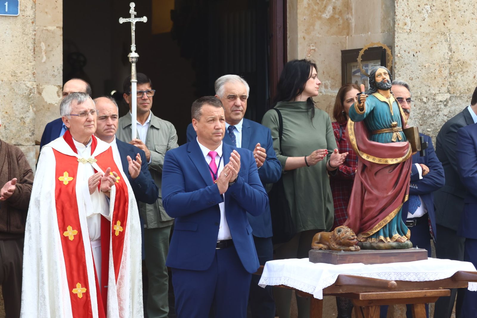 Santa Misa y Procesión en honor a San marcos en Doñinos