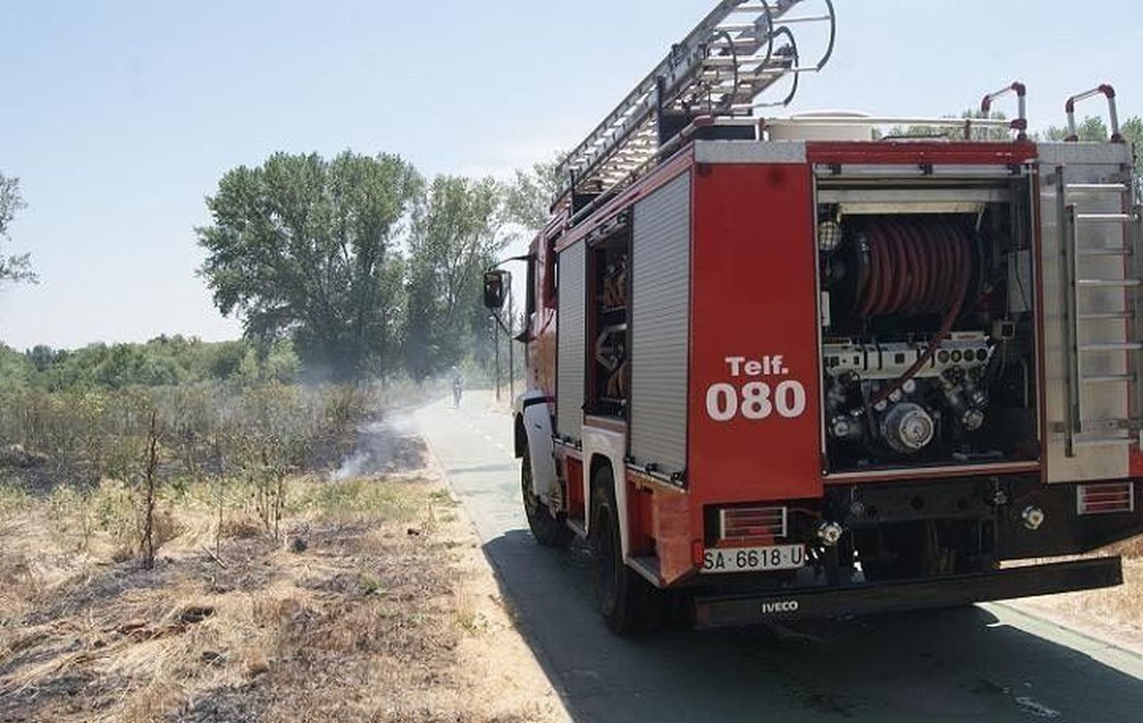 Los Bomberos acaban con varios fuegos de poca entidad en el alfoz