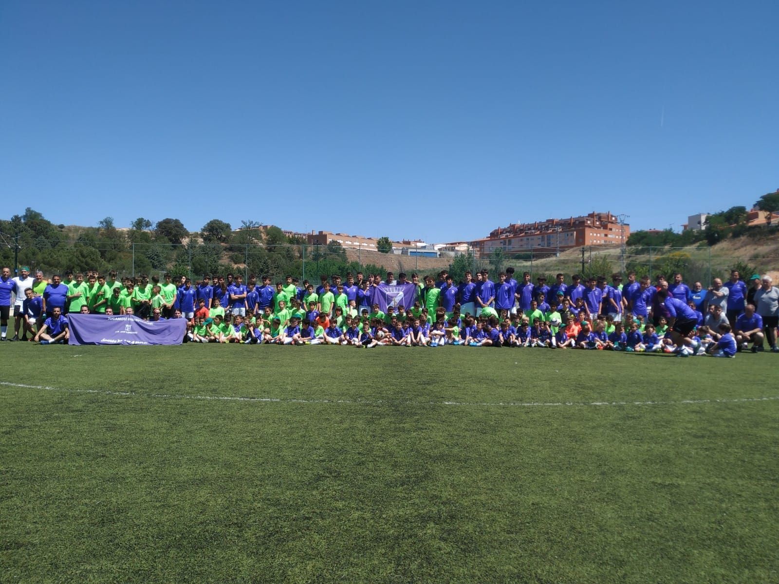 La UD San Lorenzo presume de 'familia' con una jornada de convivencia