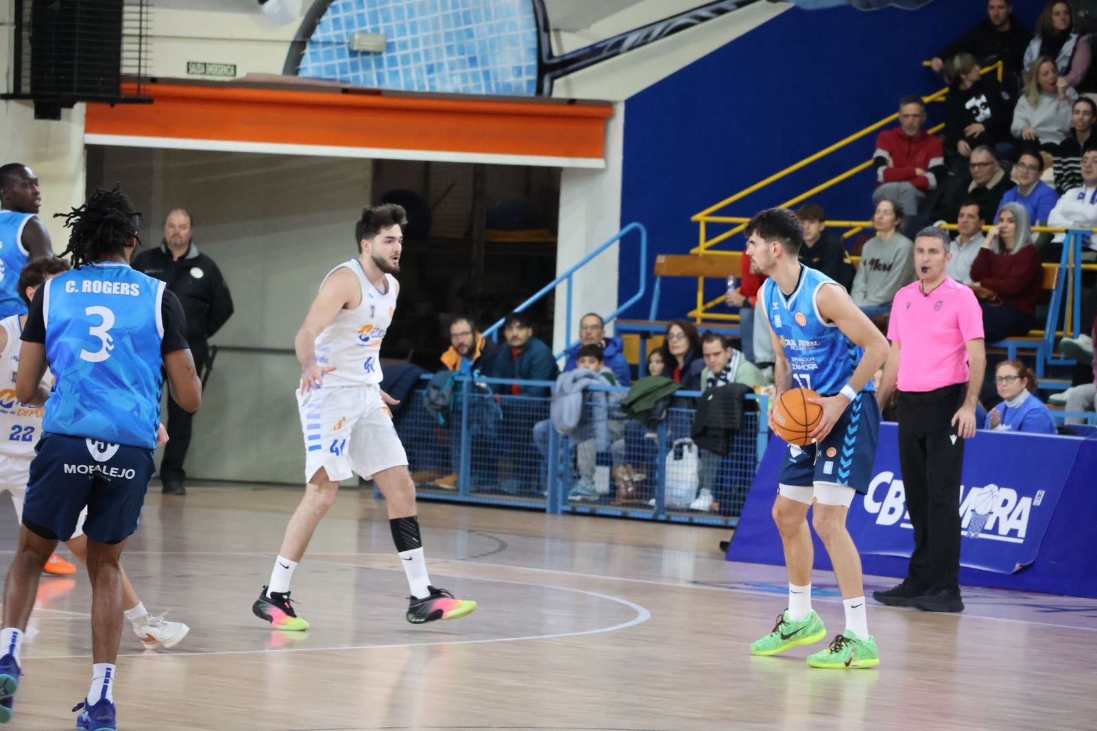 GALERÍA | El CB Zamora recibe al Melilla Baloncesto en busca de la victoria en su primer partido del año
