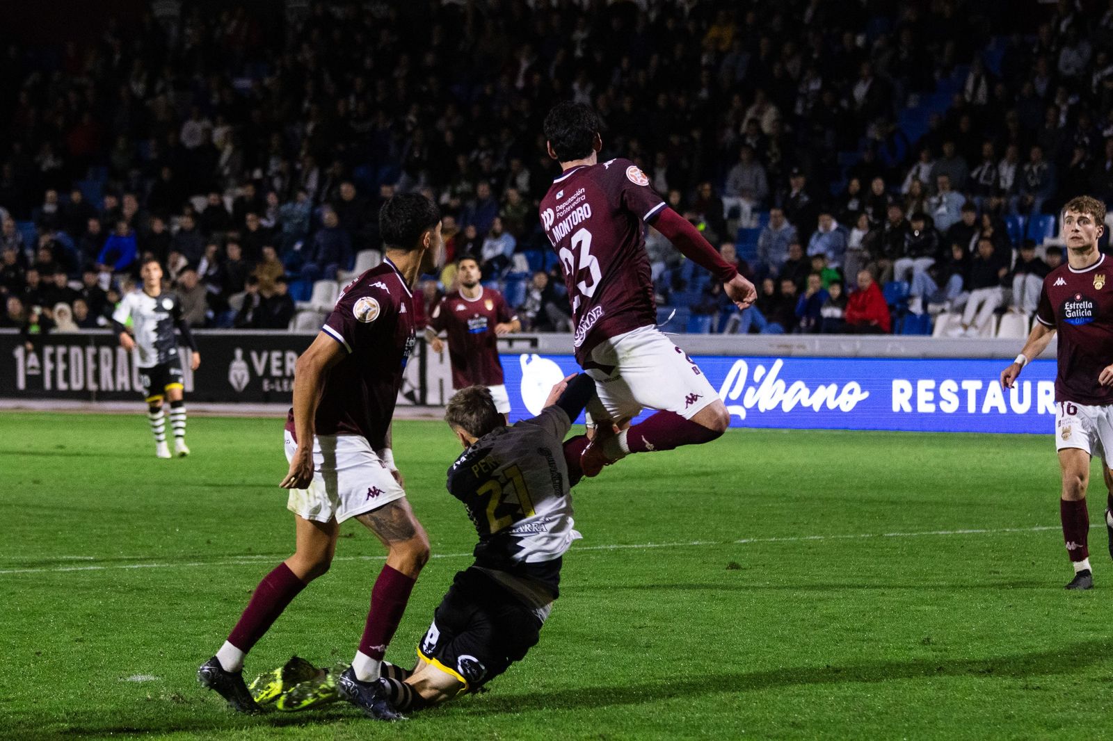 Partido entre Unionistas y Pontevedra en el Reina Sofía