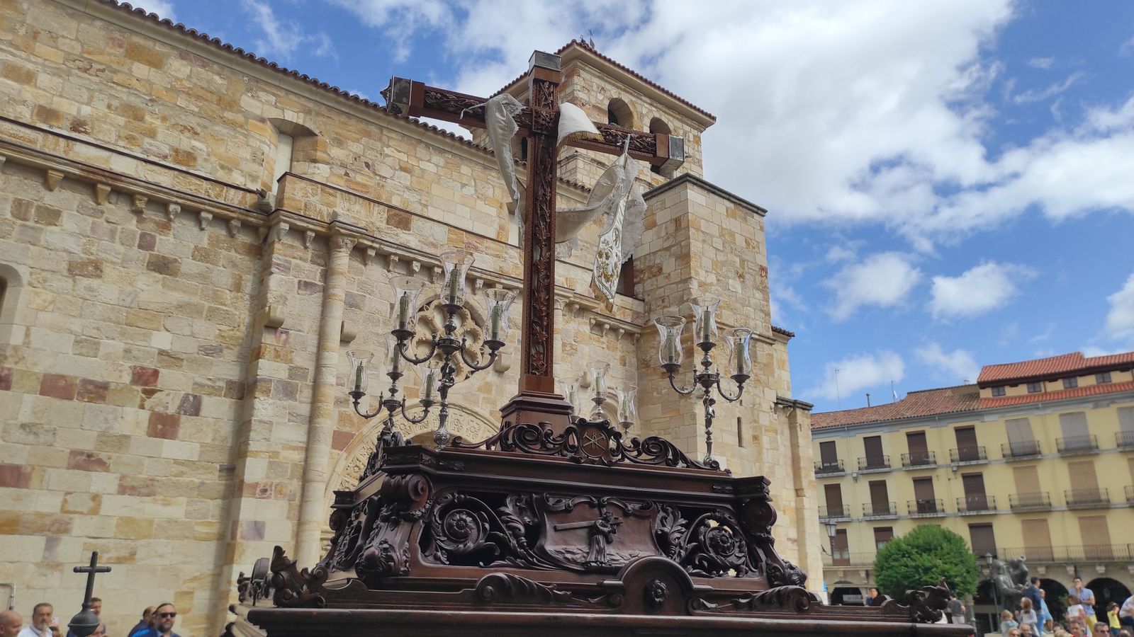 Exaltación de la Santa Cruz.