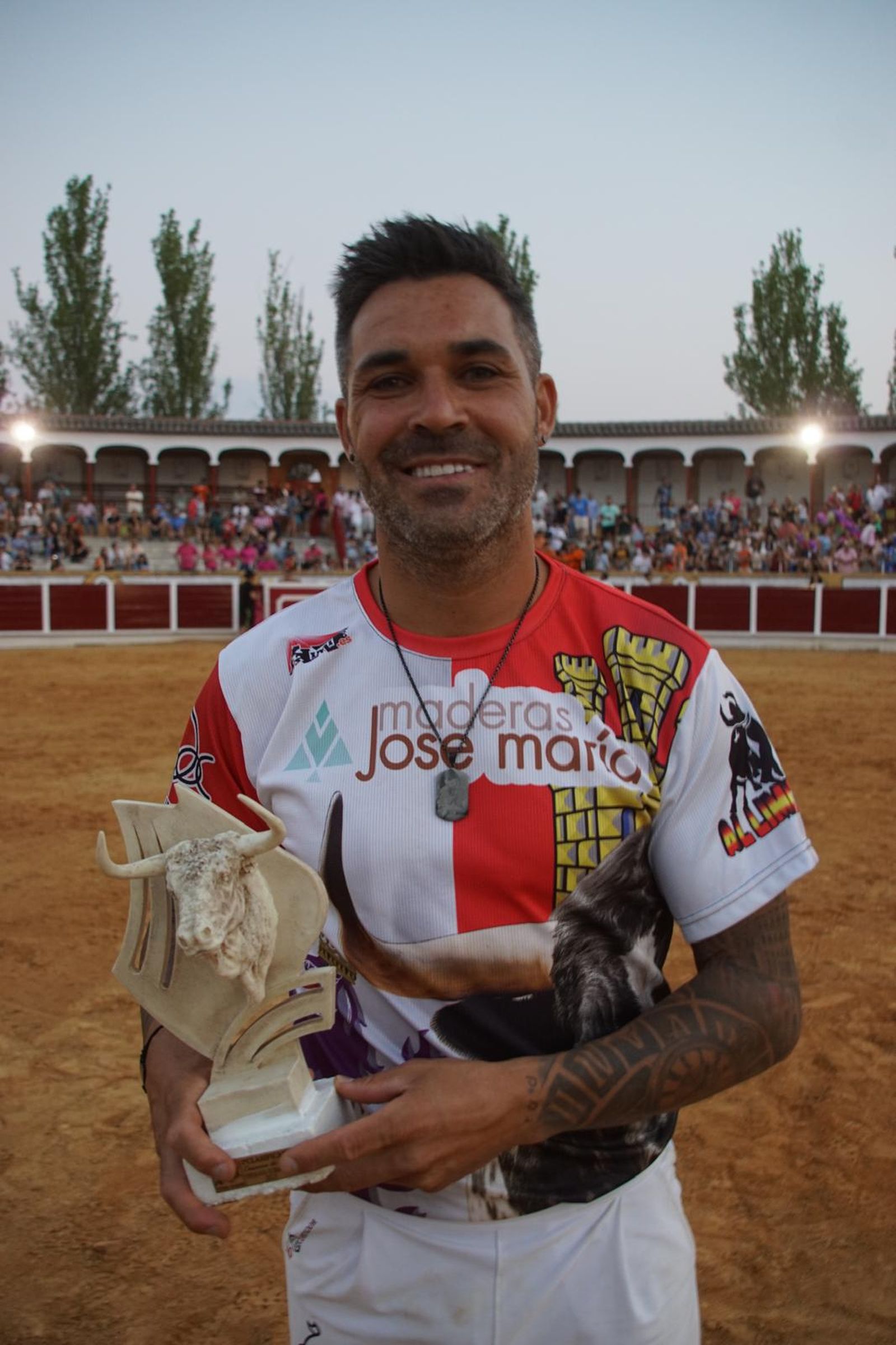 Gran ambiente en los cortes y la suelta de vaquillas de Peñaranda