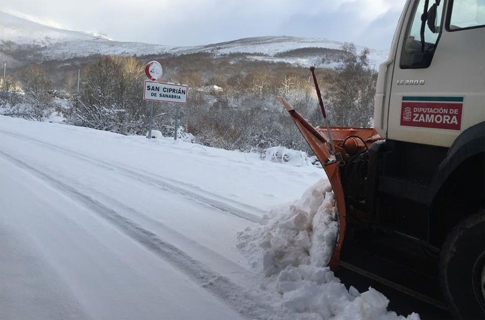 Nieve san ciprian carretera Nieve san ciprian carretera