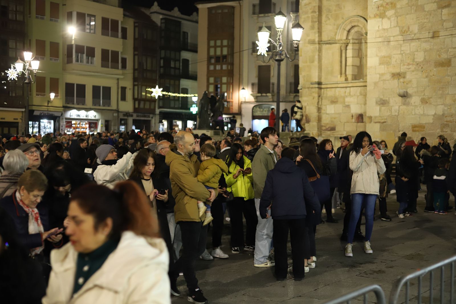 encendido-de-navidad-2024-en-zamora-foto-maria-lorenzo-4