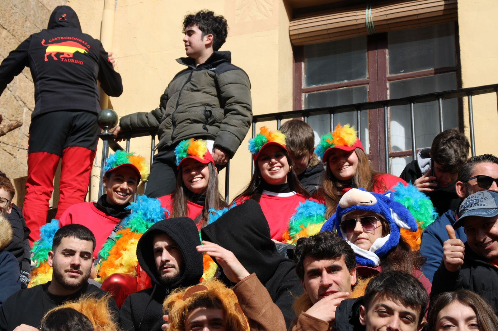 ambiente-durante-el-encierro-urbano-de-ciudad-rodrigo-sabado-10-de-febrero-fotos-s24h-68
