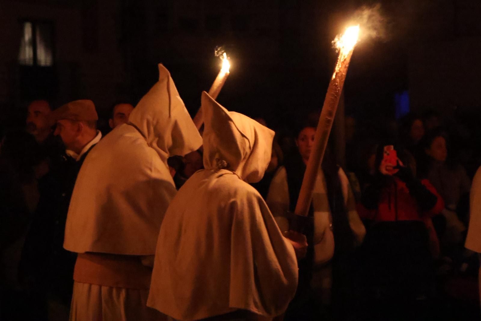 GALERÍA | Revive en imágenes la procesión de la Buena Muerte