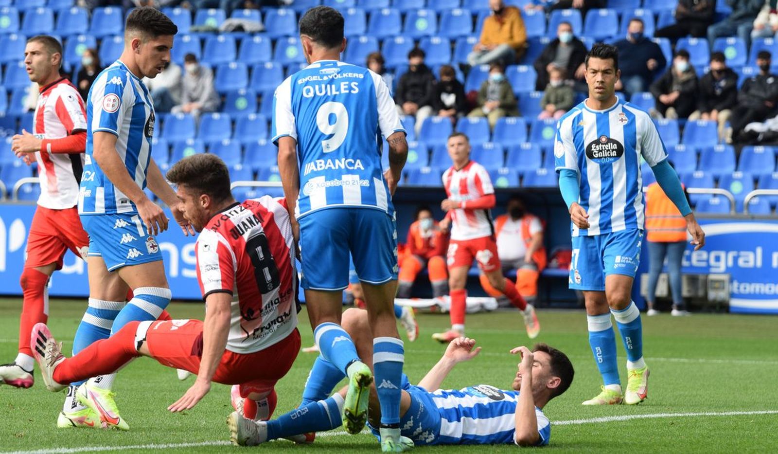Un lance del partido entre el Depor y el Zamora.Archivo
