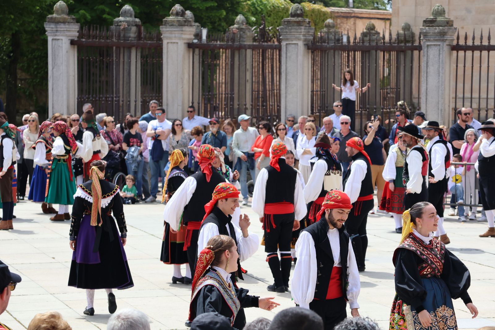 el-bolero-de-algodre-en-la-plaza-de-la-catedral-58