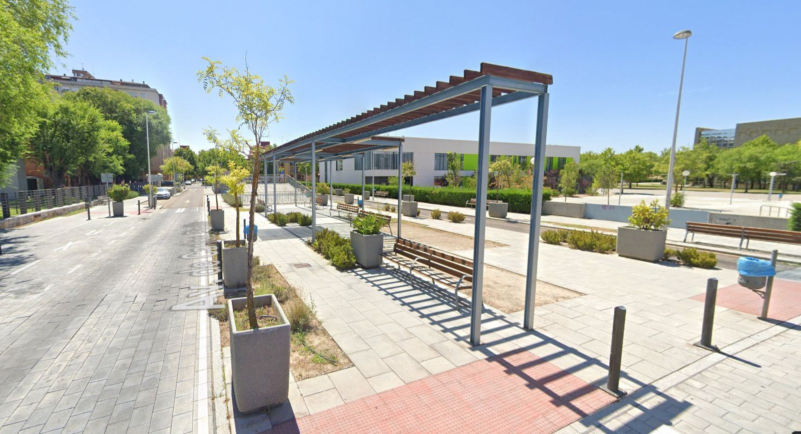 Avenida de los Reyes Católicos