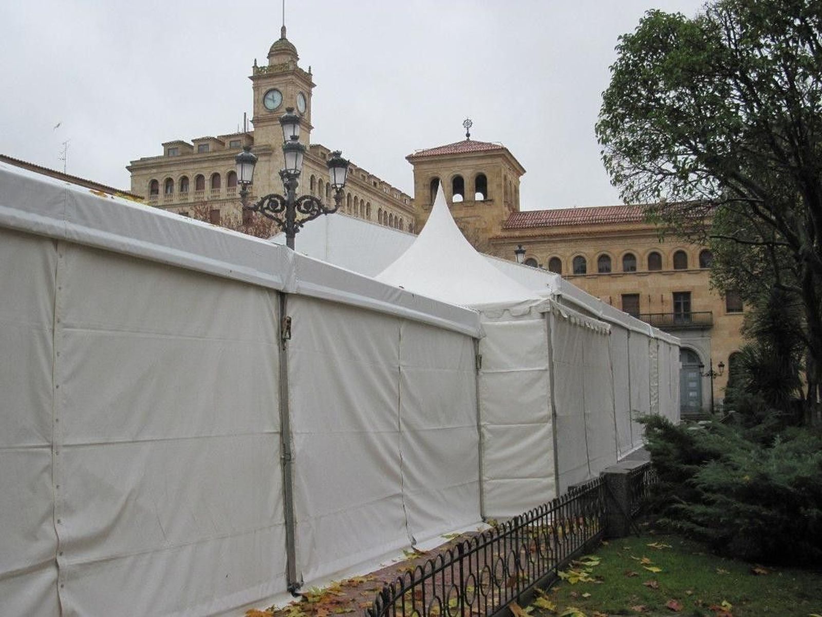 Ciudadanos del Patrimonio solicita que se estudien otras ubicaciones para la ludoteca de la plaza de Los Bandos
