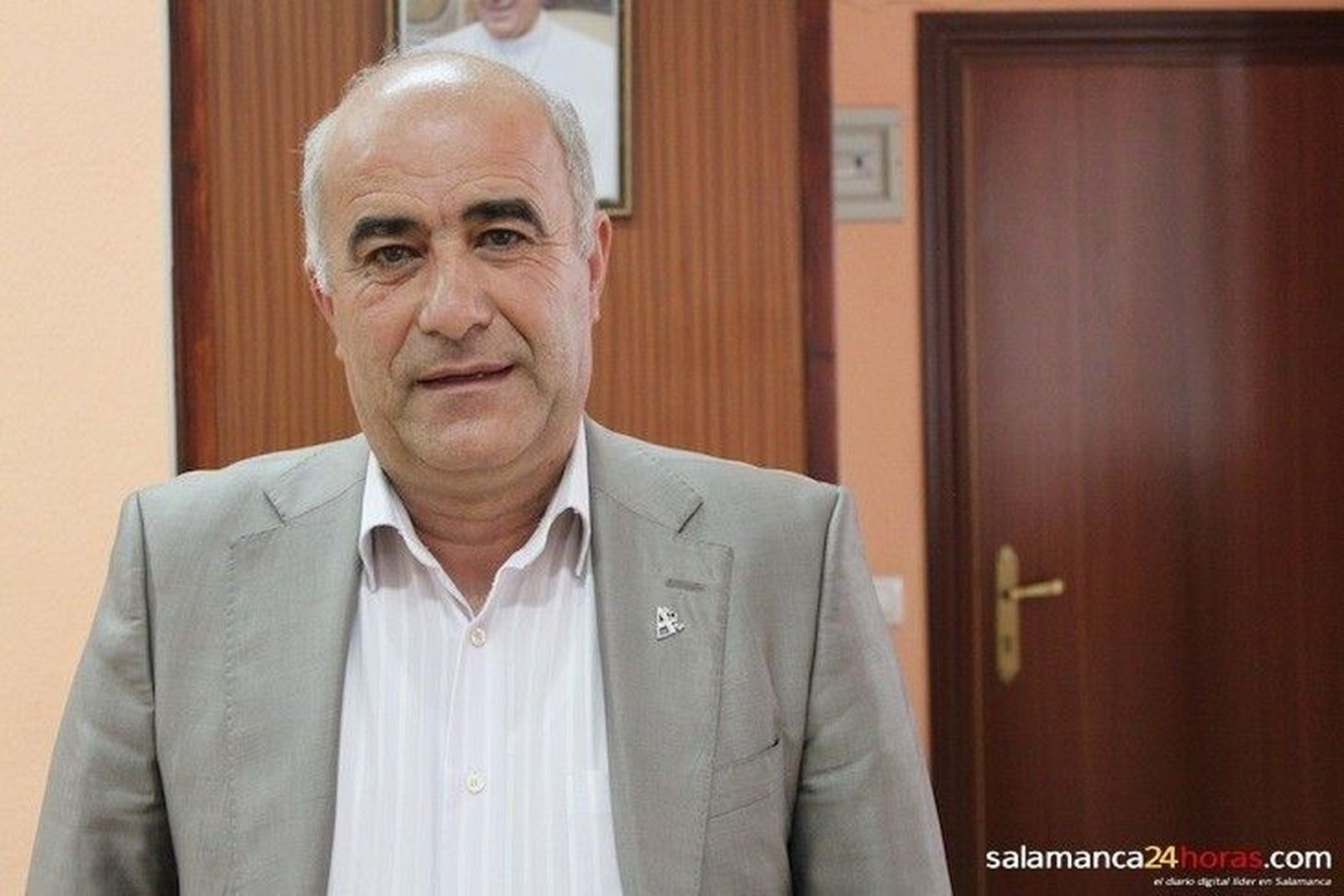 "Este año esperamos salir y celebrar las bodas de plata de la hermandad"