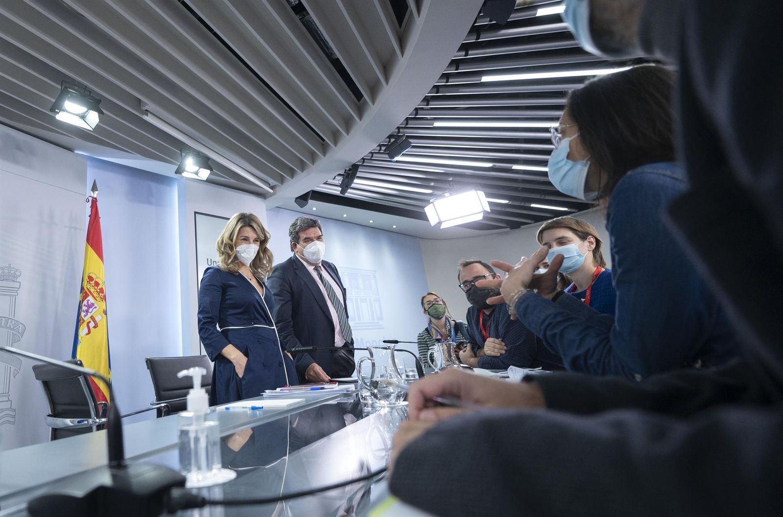 La vicepresidenta segunda y ministra de Trabajo y Economía Social, Yolanda Díaz, y el ministro de Inclusión, Seguridad Social y Migraciones, José Luis Escrivá. Foto EP.