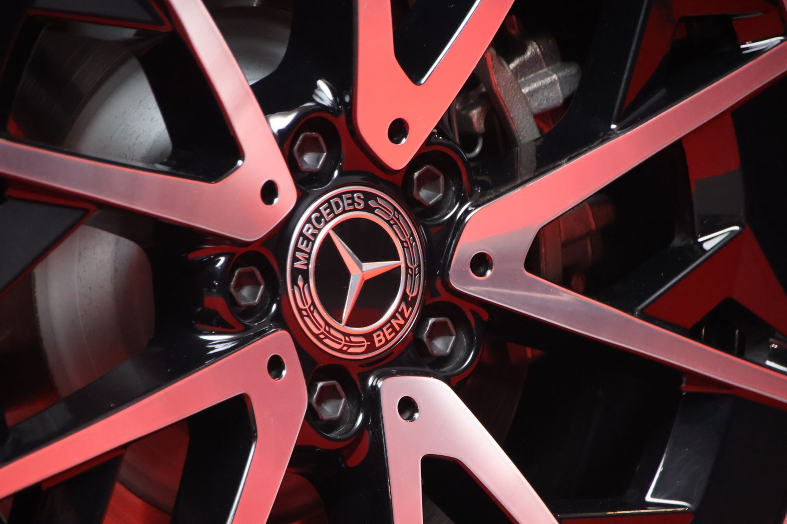 Presentación del nuevo Mercedes CLA 100% eléctrico en Adarsa Salamanca