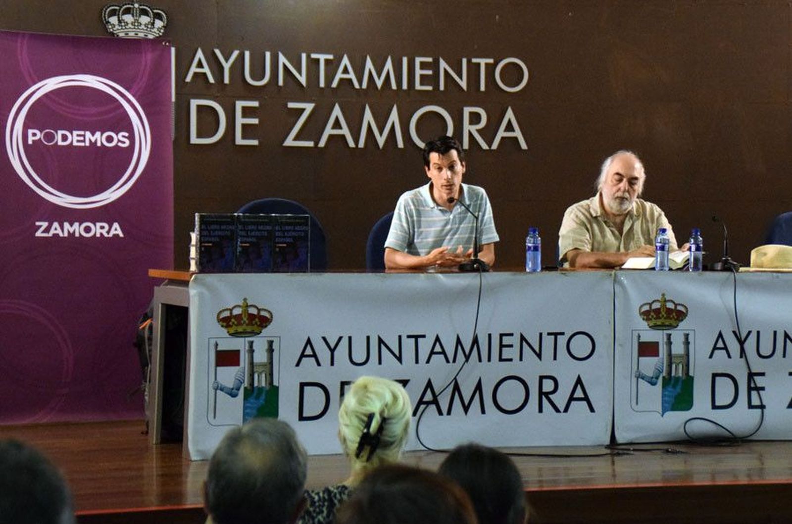 Podemos libro ejercito