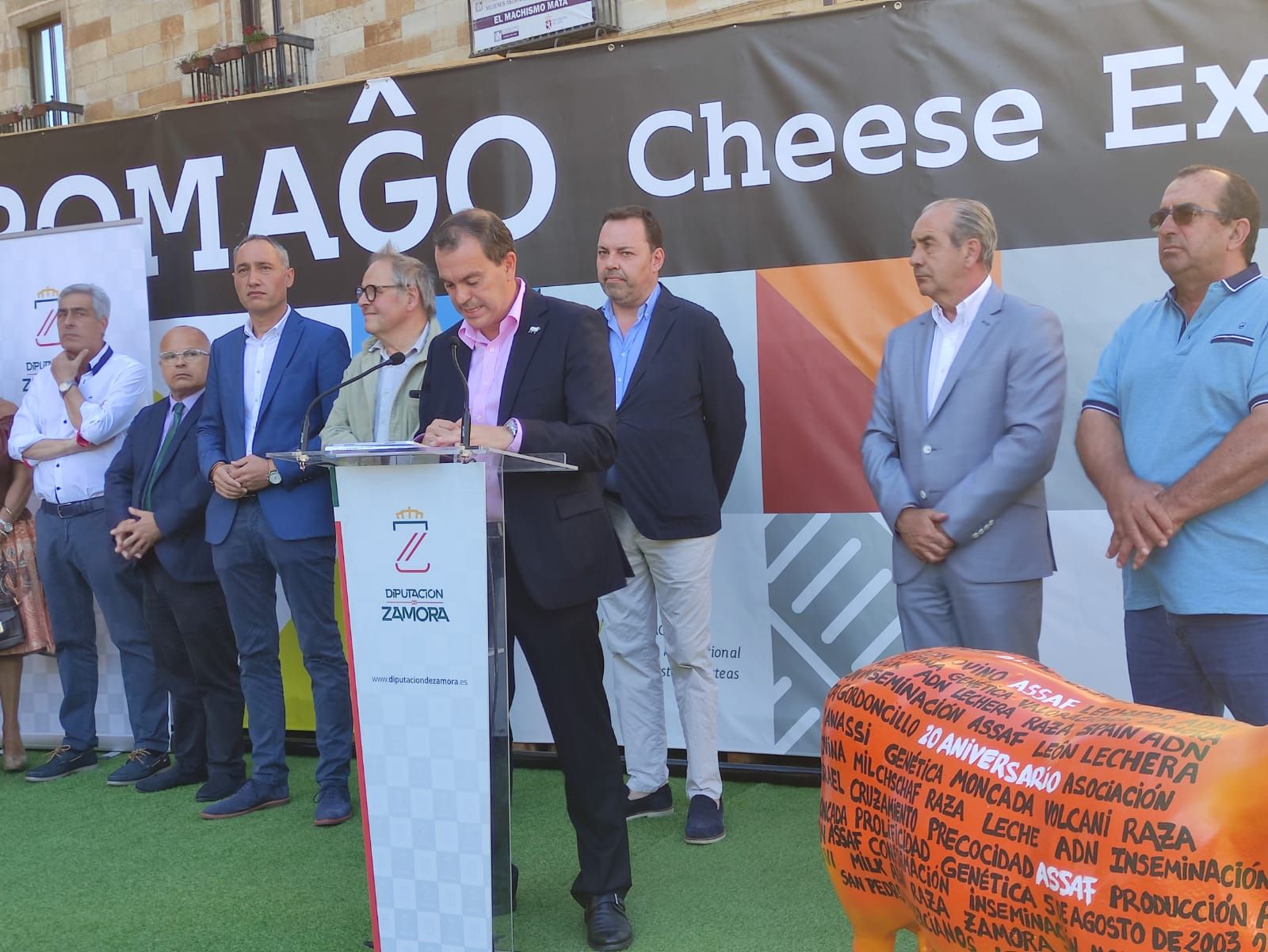 la-exposicion-ovejas-de-fromago-llega-al-centro-de-leon-2