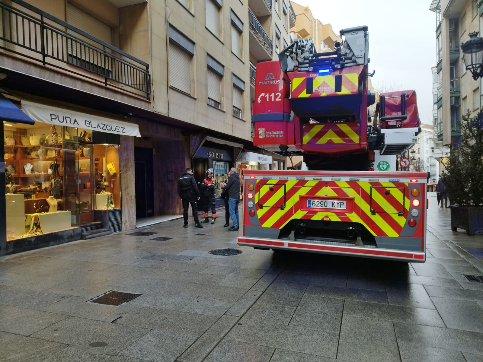 whatsapp-image-2024-03-07-at-18-48-38