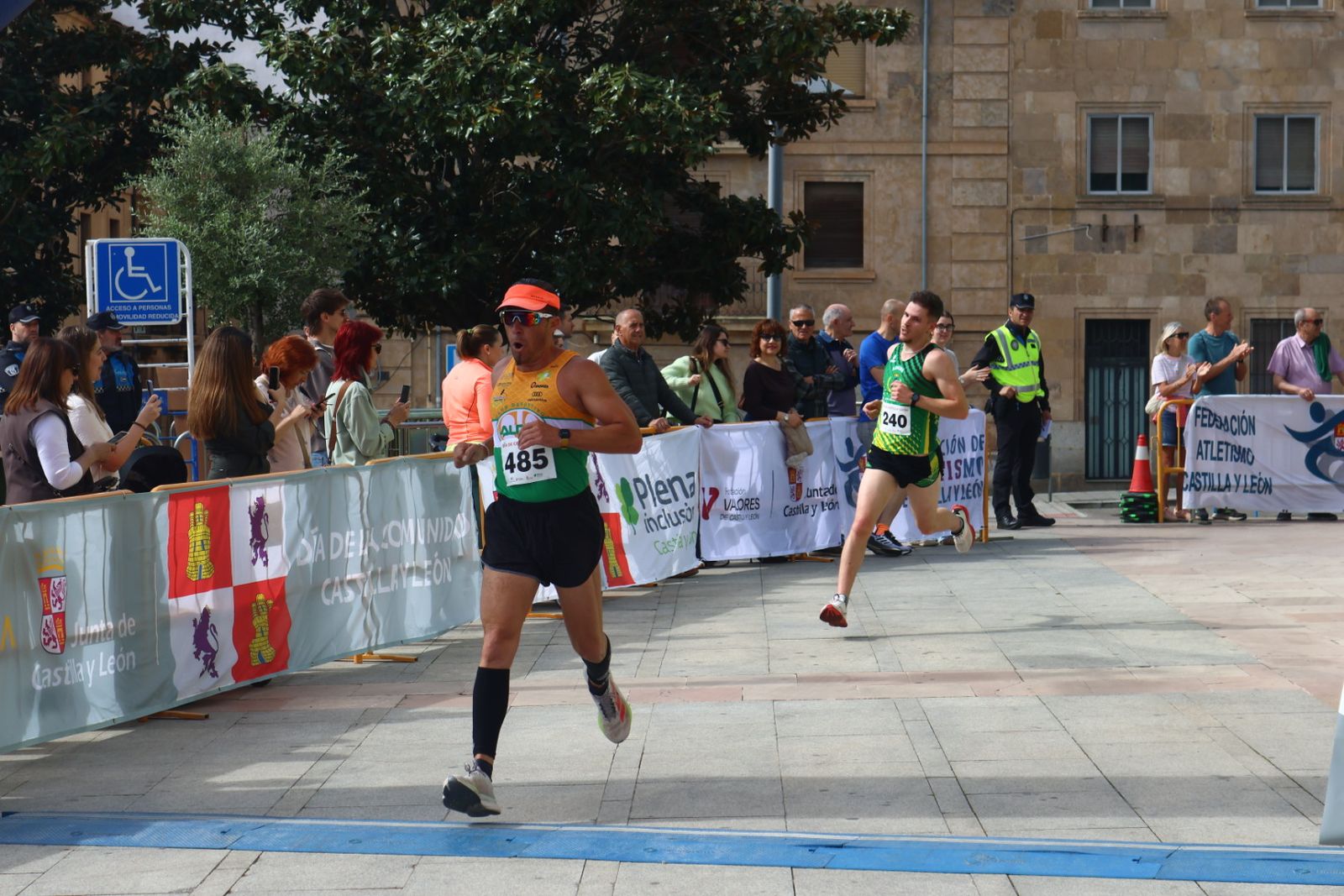 Carrera y Marcha solidaria por el día de Castilla y León