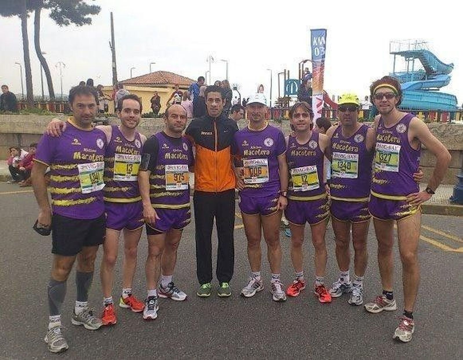 El Club Atletismo Macotera, primeros por equipos en la Media Maratón Vig-Bay