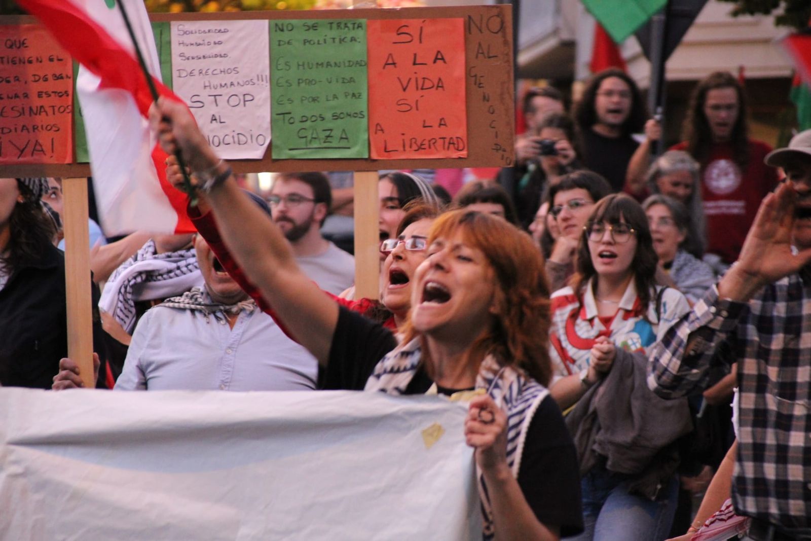 Medio millar de personas se manifiestan en Salamanca en apoyo a Palestina y la flotilla