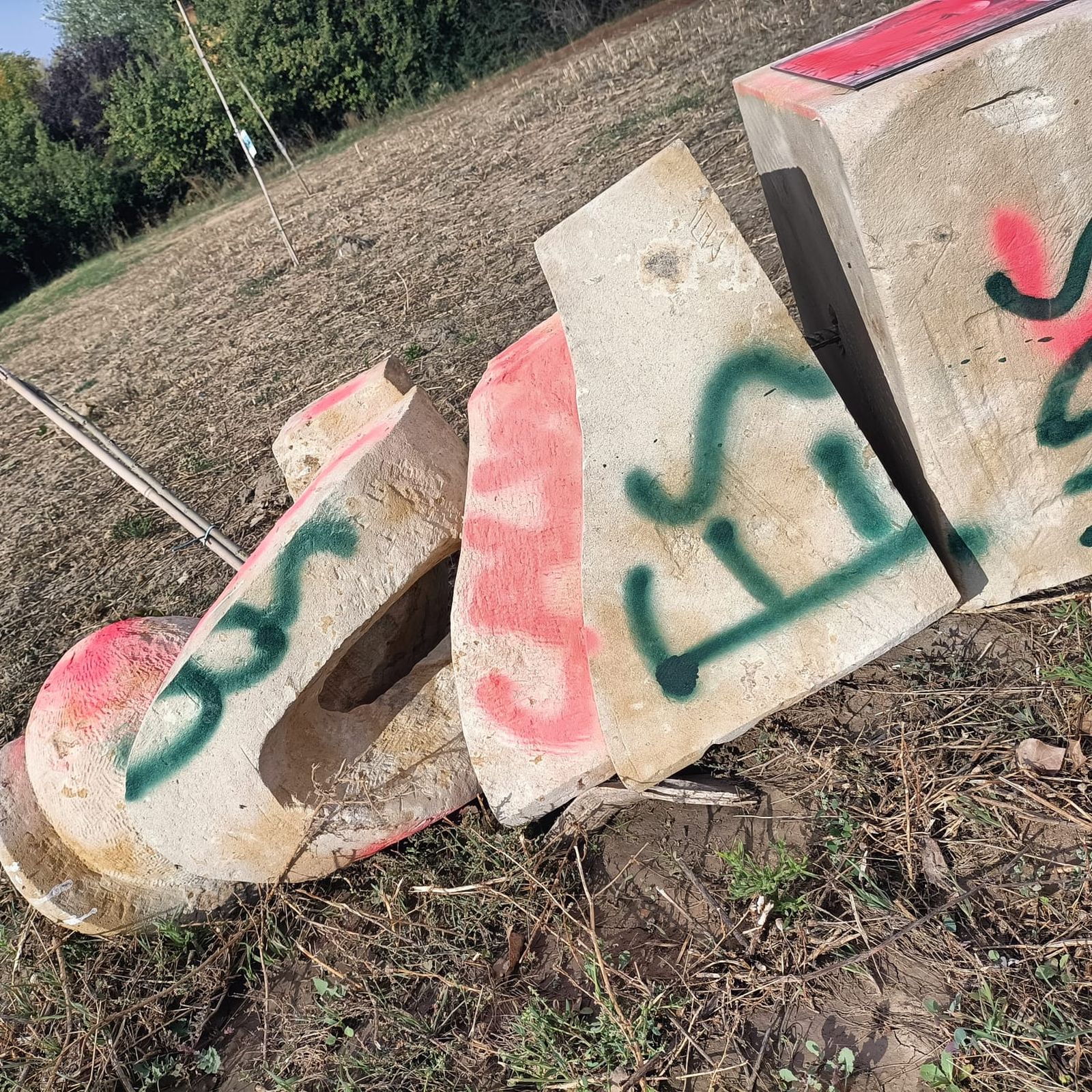 whatsapp-image-2023-10-24-at-22-13-06