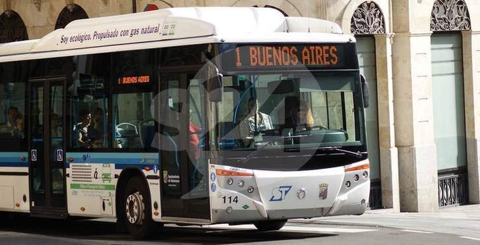 Revisión a la baja del coste de cada kilómetro recorrido por los autobuses