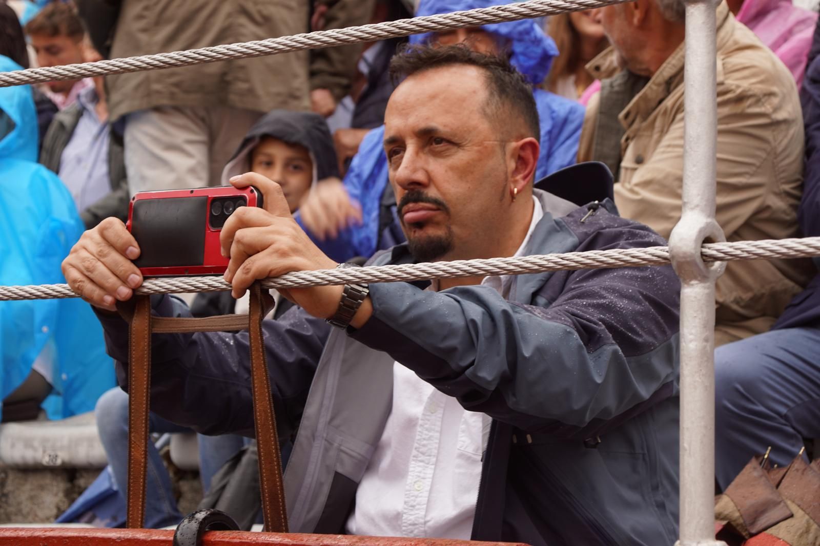 resumen-fotografico-del-ambiente-en-los-tendidos-de-la-glorieta-durante-la-corrida-de-garcigrande-20-de-septiembre-de-2024-foto-juanes-51