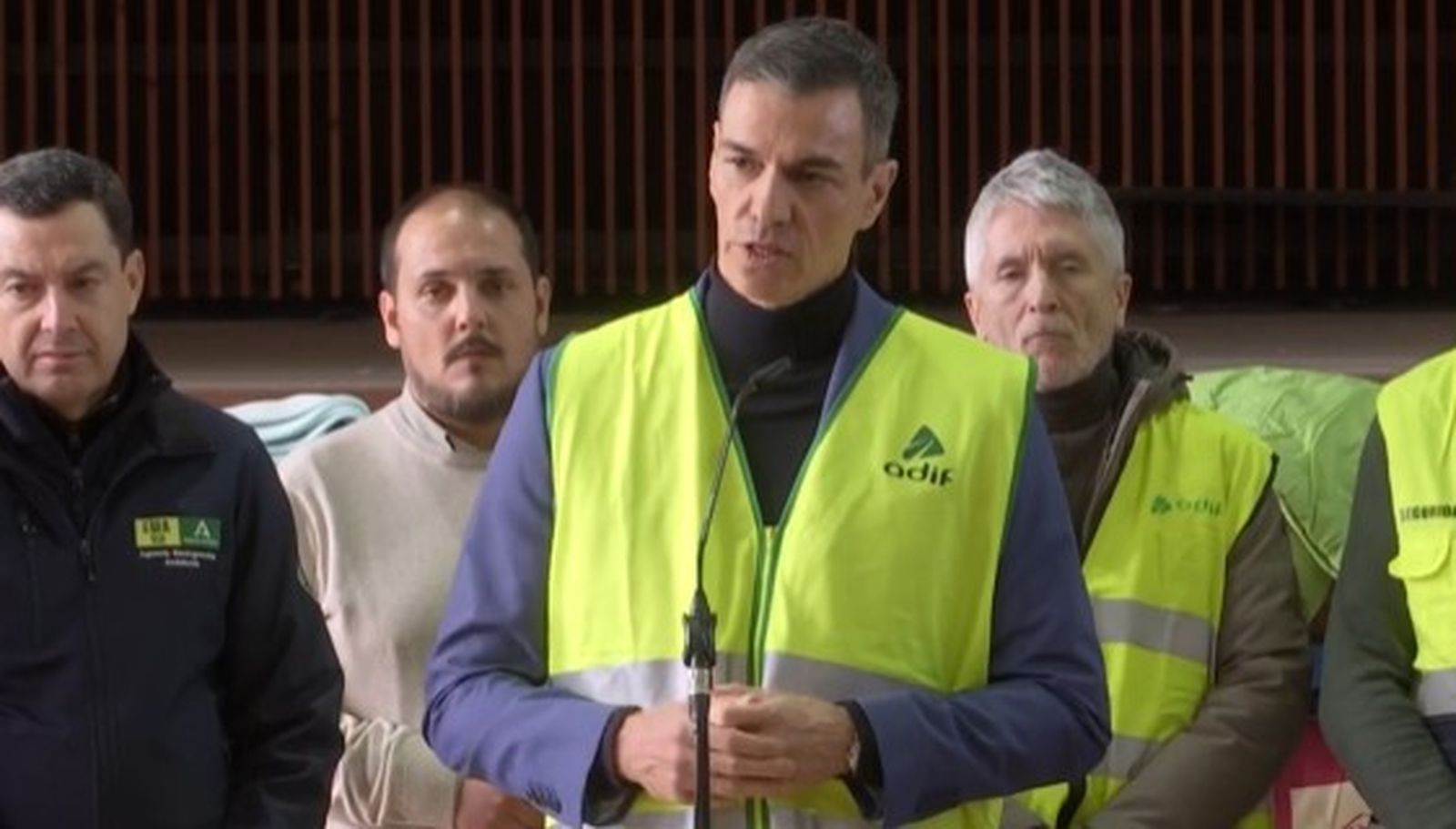 Pedro Sánchez comparece ante los medios de comunicación tras el accidente de trenes en Adamuz