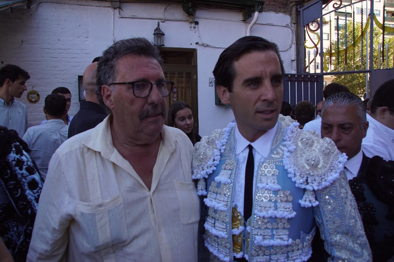Así ha vivido la afición de La Glorieta el primer cartel de figuras de la feria: imágenes del ambiente en los tendidos y en el patio de cuadrillas