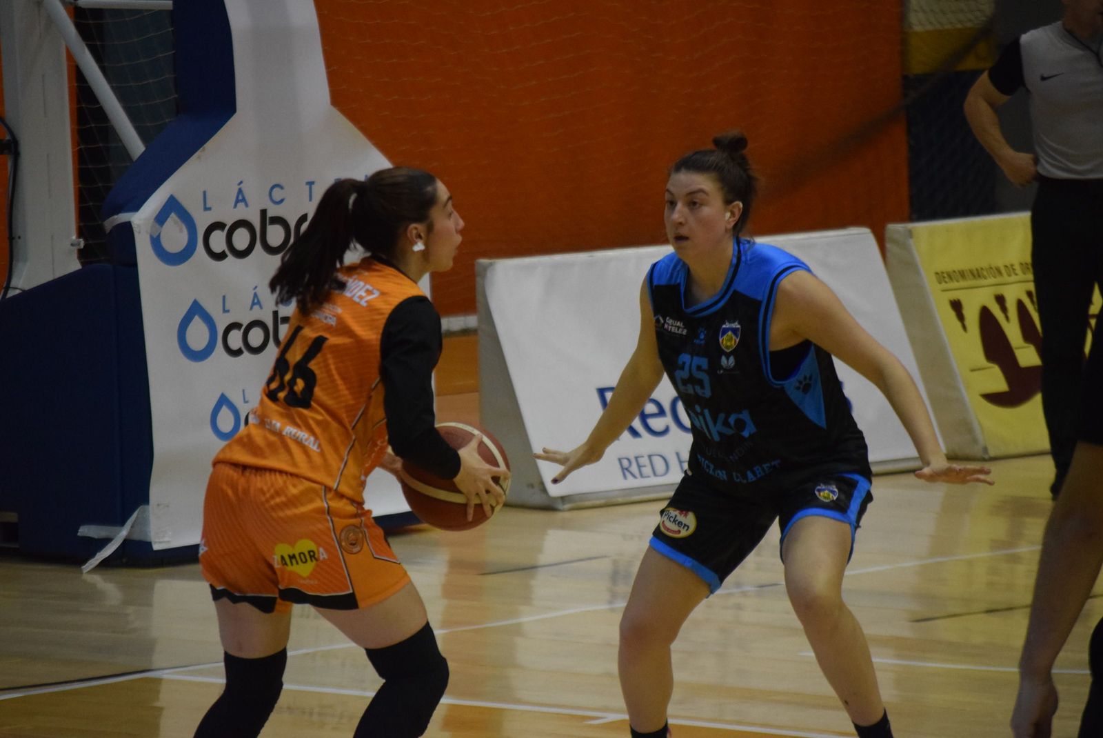 cd-zamarat-picken-claret-39