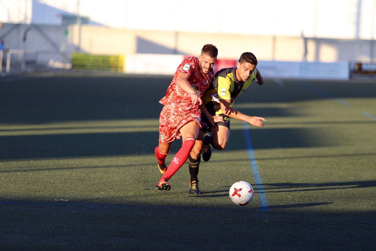 El Guijuelo cae desde los once metros ante el Rápido de Bouzas