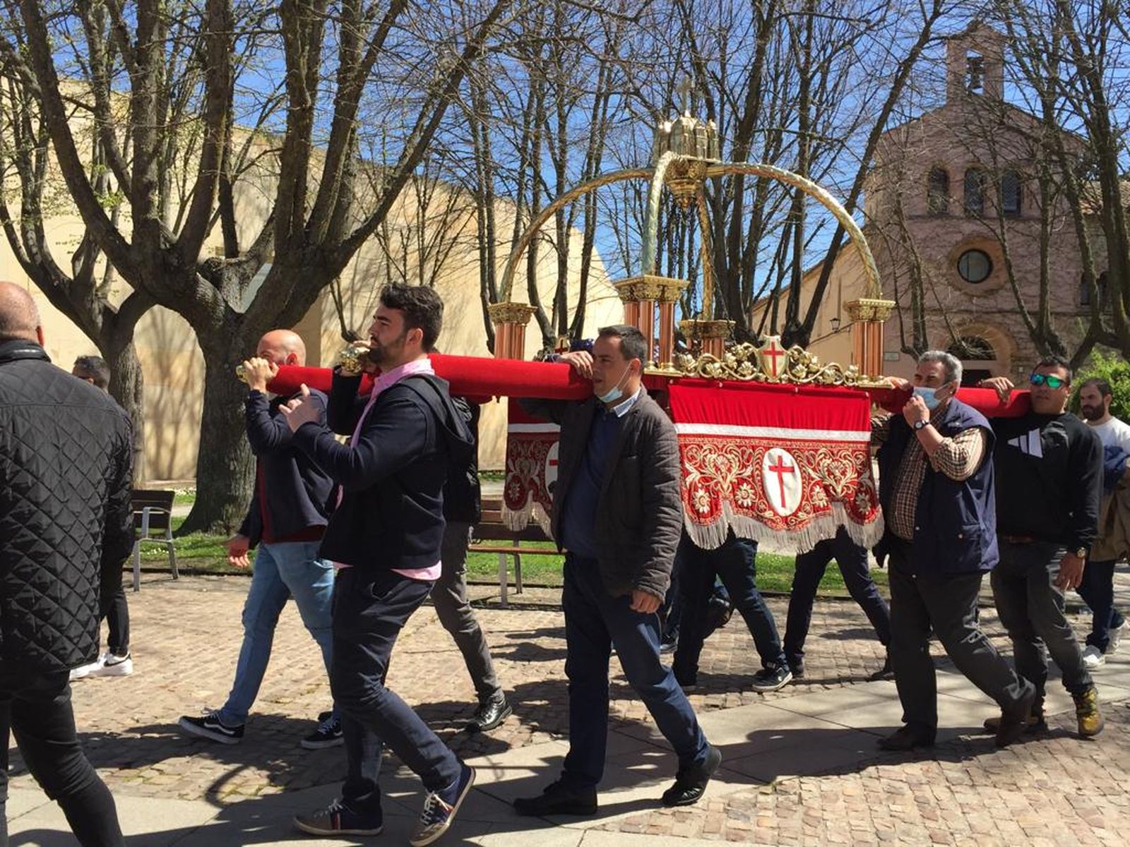 traslado-del-pebetero-torrel-del-salvador-3