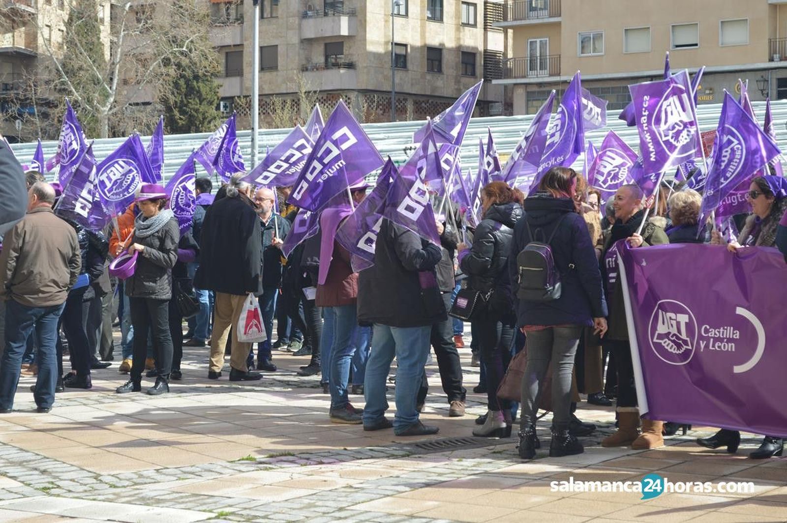 Concentración 8m de ccoo ugt y frente de estudiantes (40)