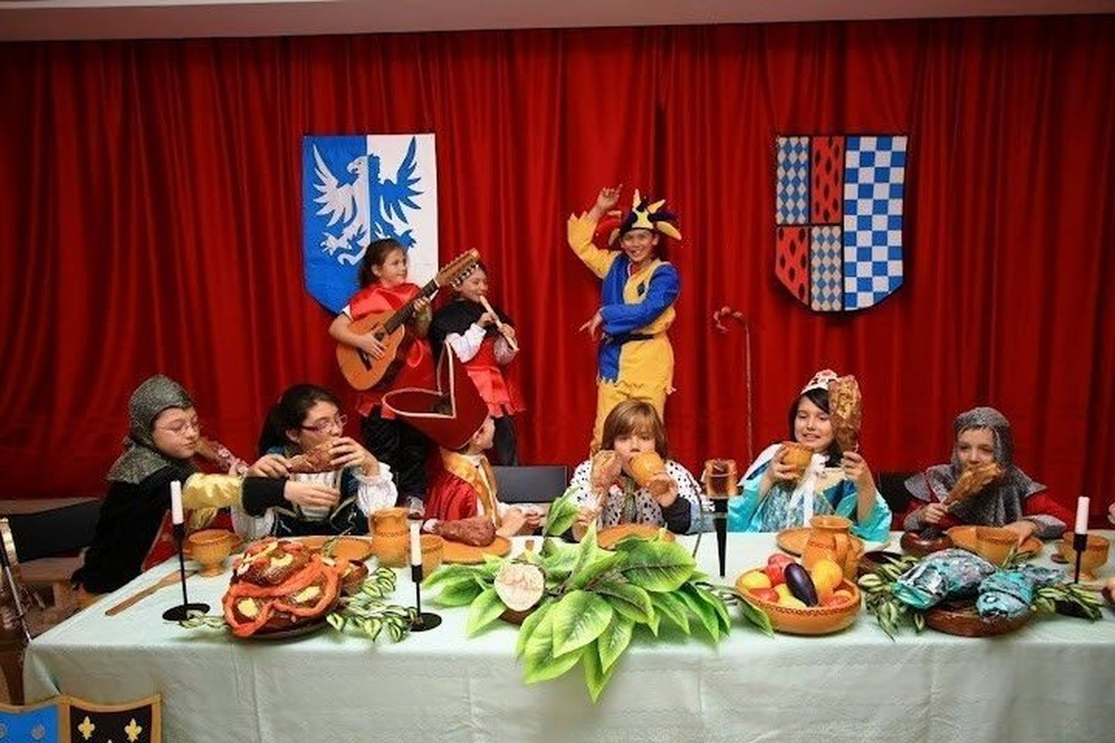 El CEIP Marqués de Valero cierra sus jornadas culturales rumbo al Medievo