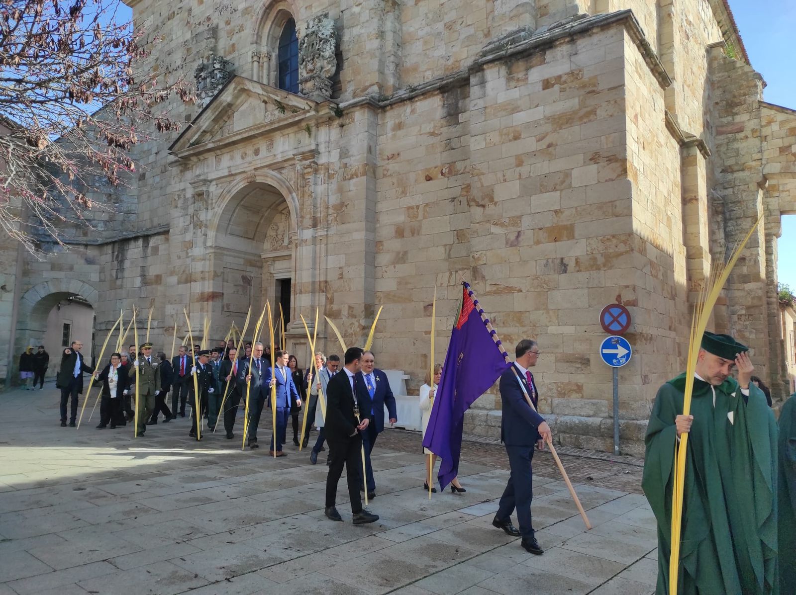 whatsapp-image-2024-03-24-at-10-42-02