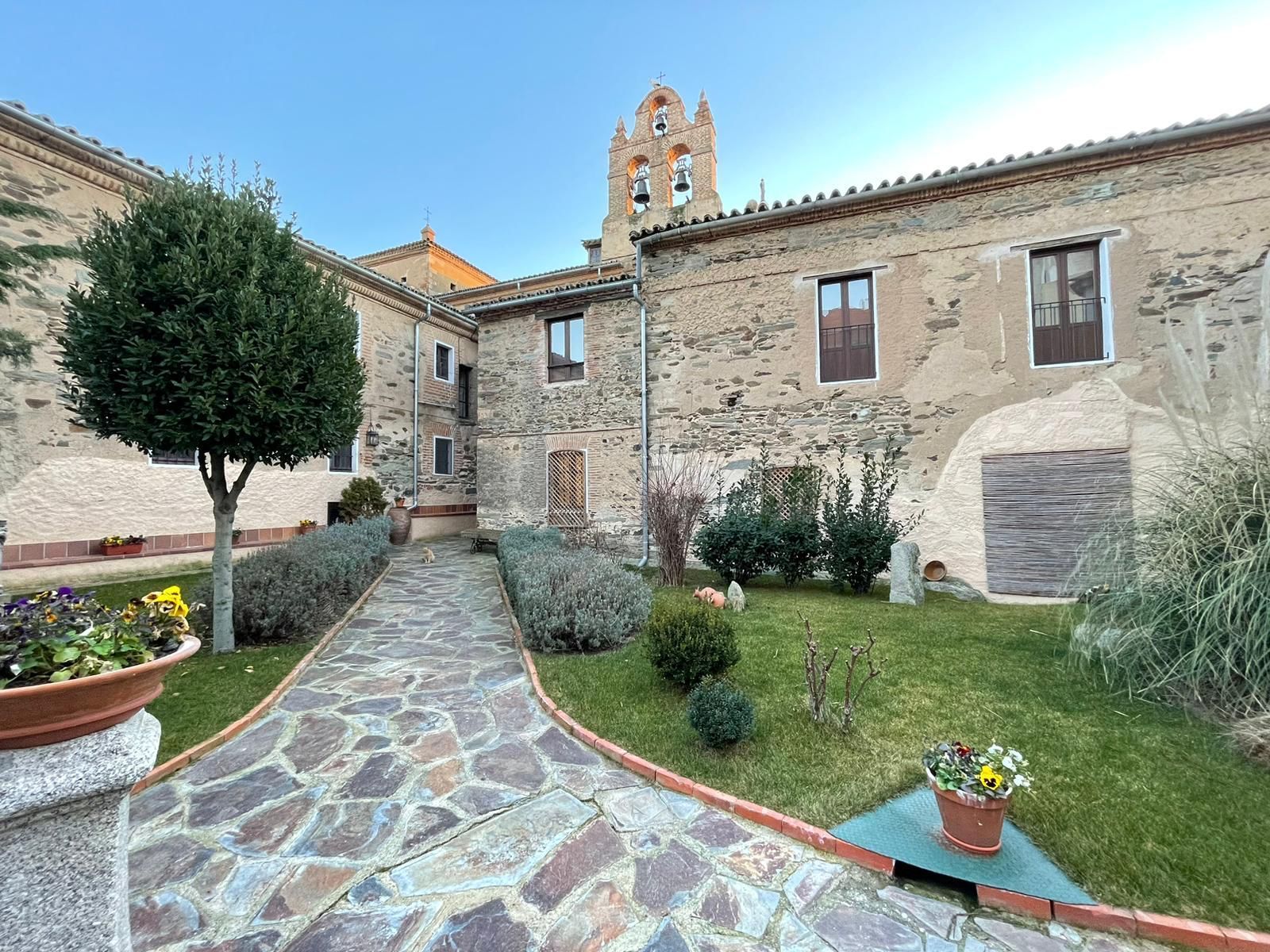 exposicion-artis-momentun-el-arte-en-tiempo-de-santa-teresa-en-el-convento-de-san-juan-alba-de-tormes-38