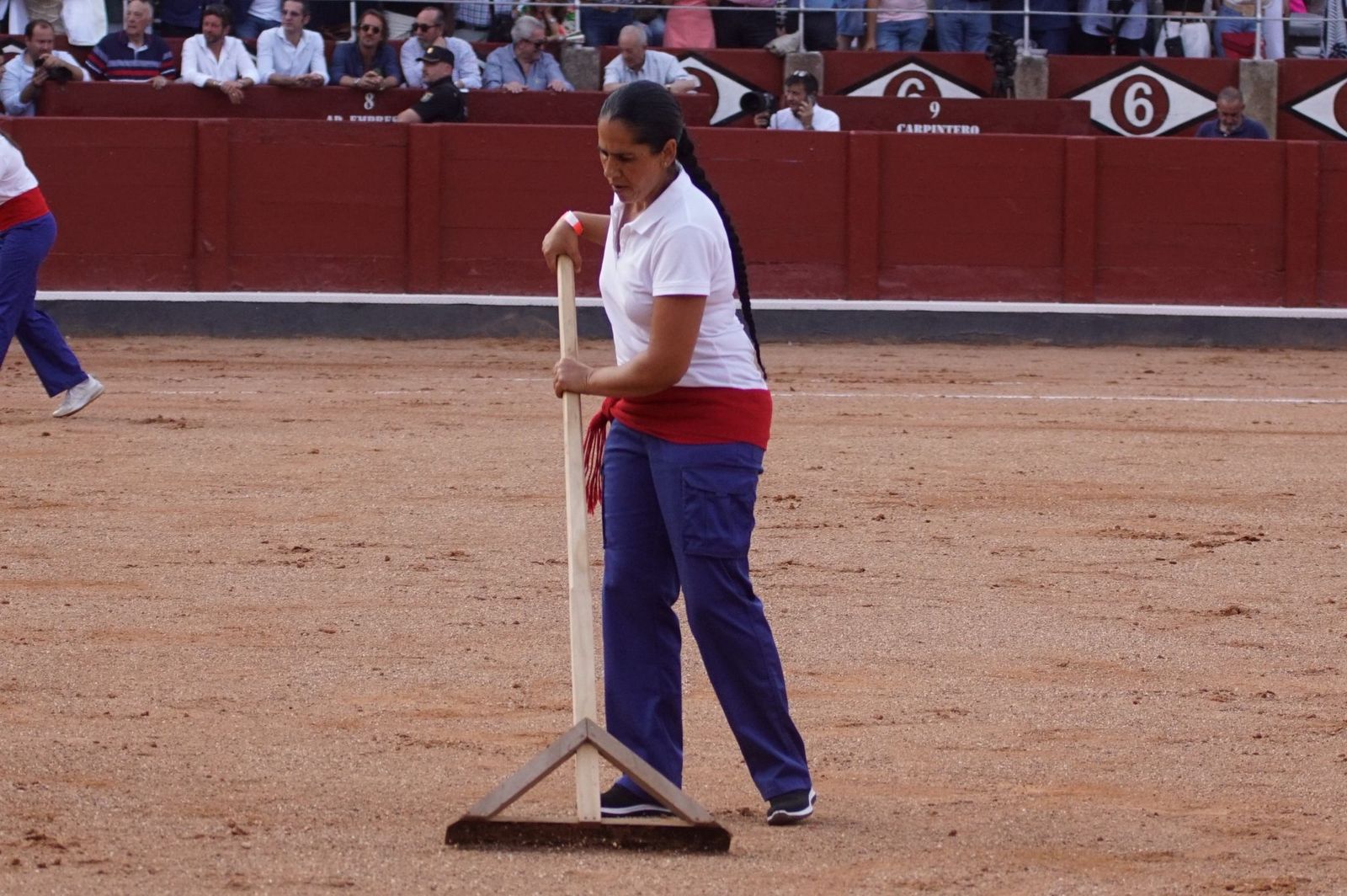 whatsapp-image-2025-06-14-at-21-32-11-1