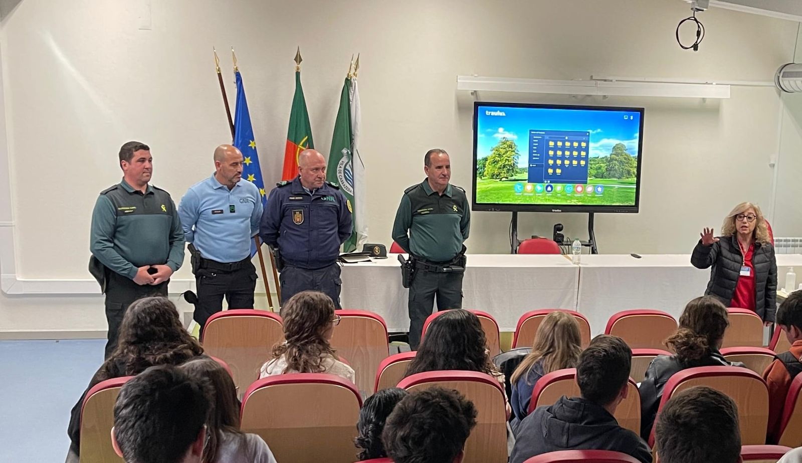 La Guardia Civil de Zamora amplía el Plan Director de Seguridad Escolar a centros de Portugal