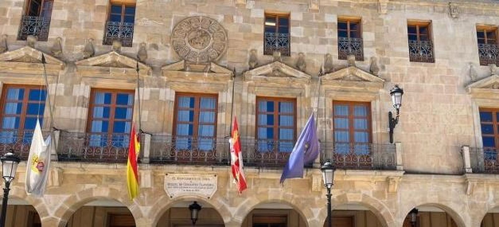 Luto en el Ayuntamiento de Soria. Foto: Ayto de Soria.