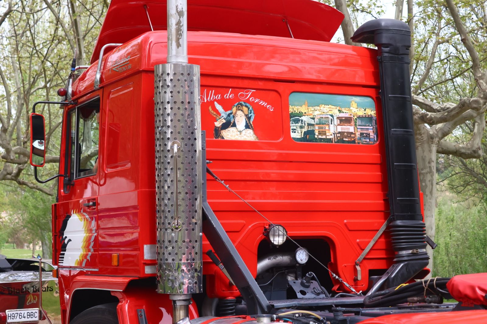 Concentración de camiones clásicos por la X Ruta Peña de Francia Clásicos Pesados CYL